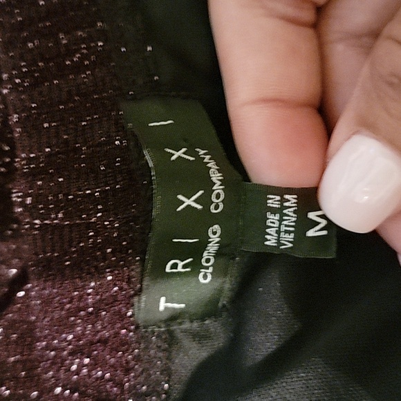 Trixxi Medium Party Dress. Burgundy Shine. - Picture 13 of 13